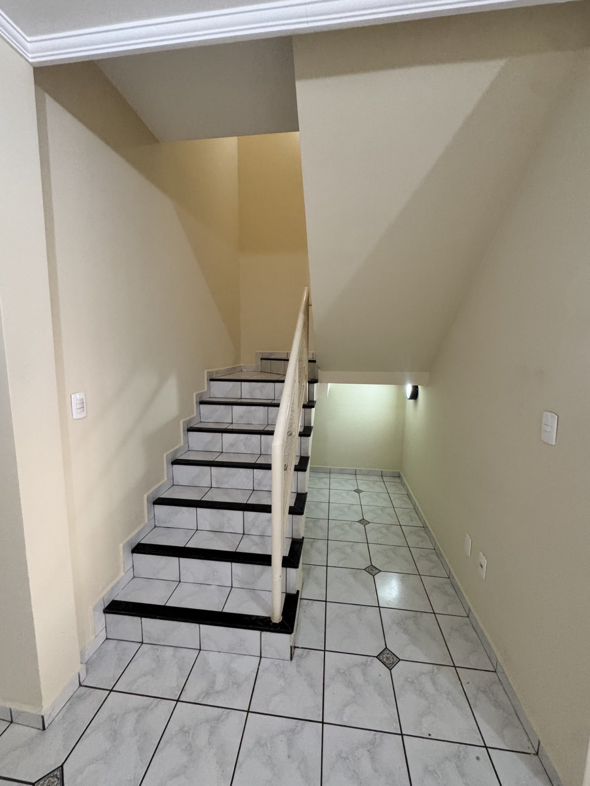 Casa à venda em Vila Xavier — foto 12 de 24
