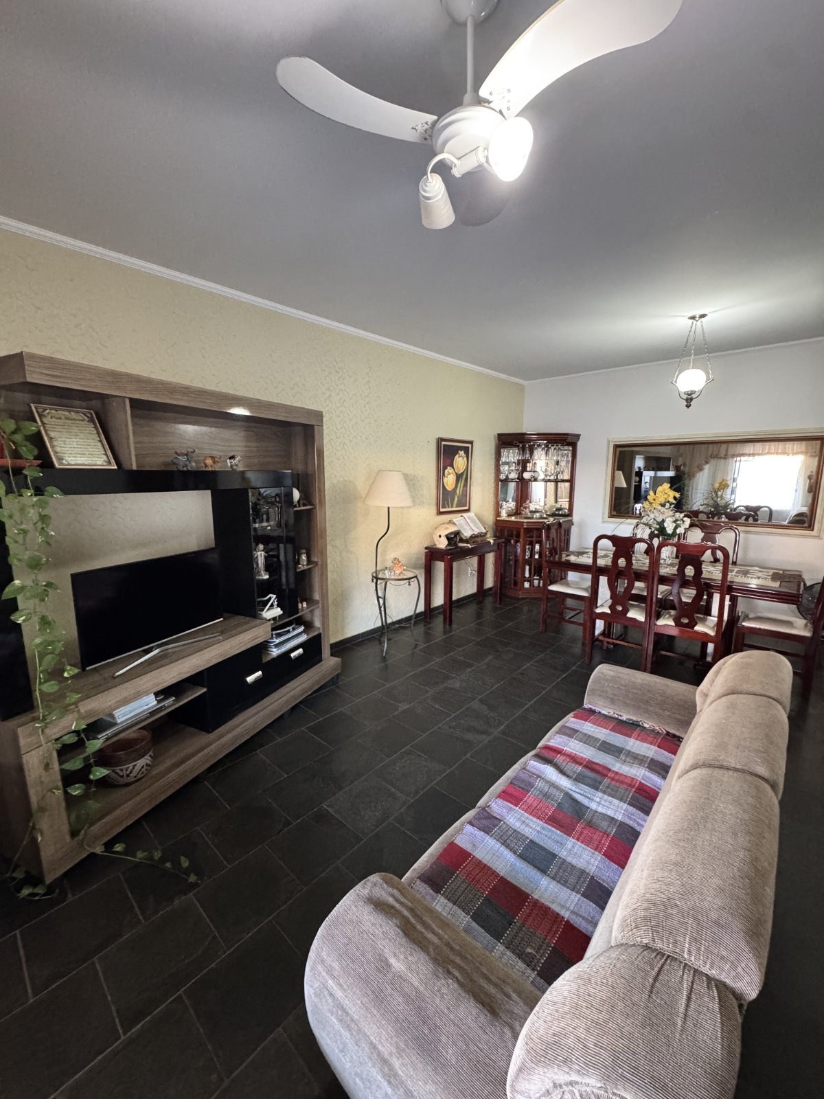 Casa à venda em Parque Laranjeiras — foto 4 de 24