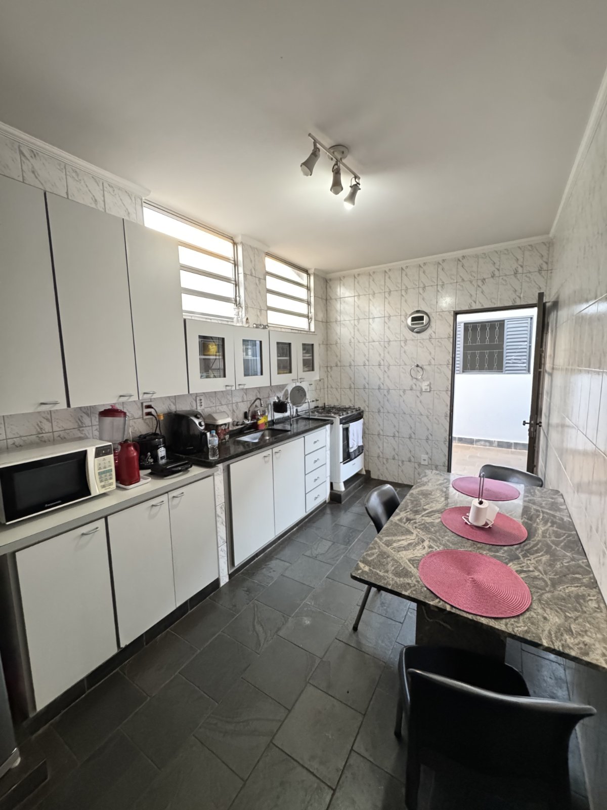 Casa à venda em Parque Laranjeiras — foto 9 de 24