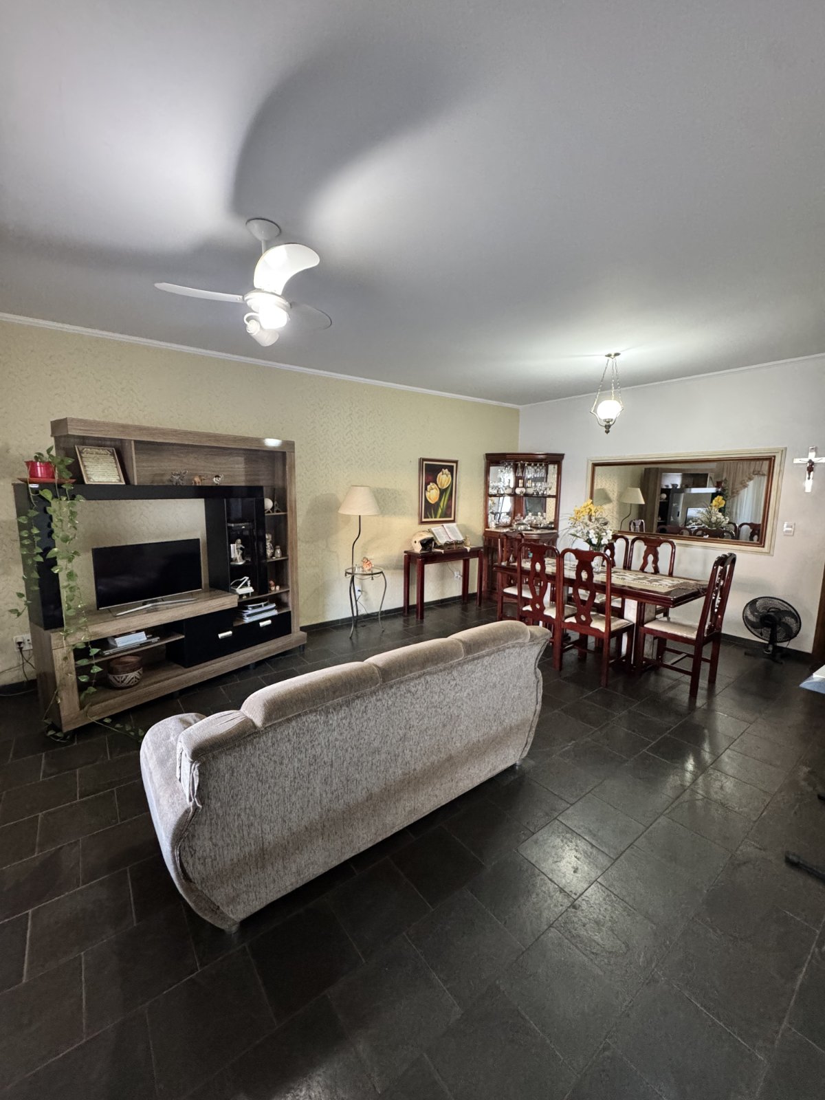 Casa à venda em Parque Laranjeiras — foto 3 de 24